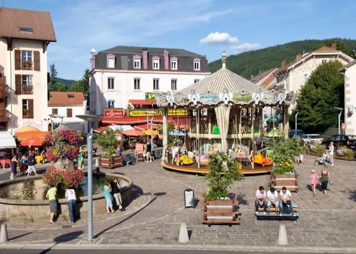 Warm 29m With Balcony And View *